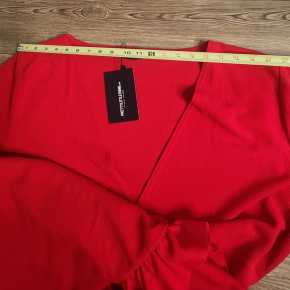 Pretty Little Thing Red Ruffle Detail Faux Wrap Mini Dress Women's Size 22. - Picture 5 of 13